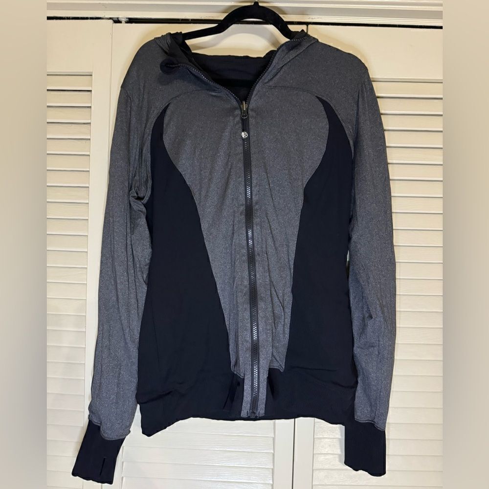 Women’s LuLuLemon Reversible Full Zip Jacket 10